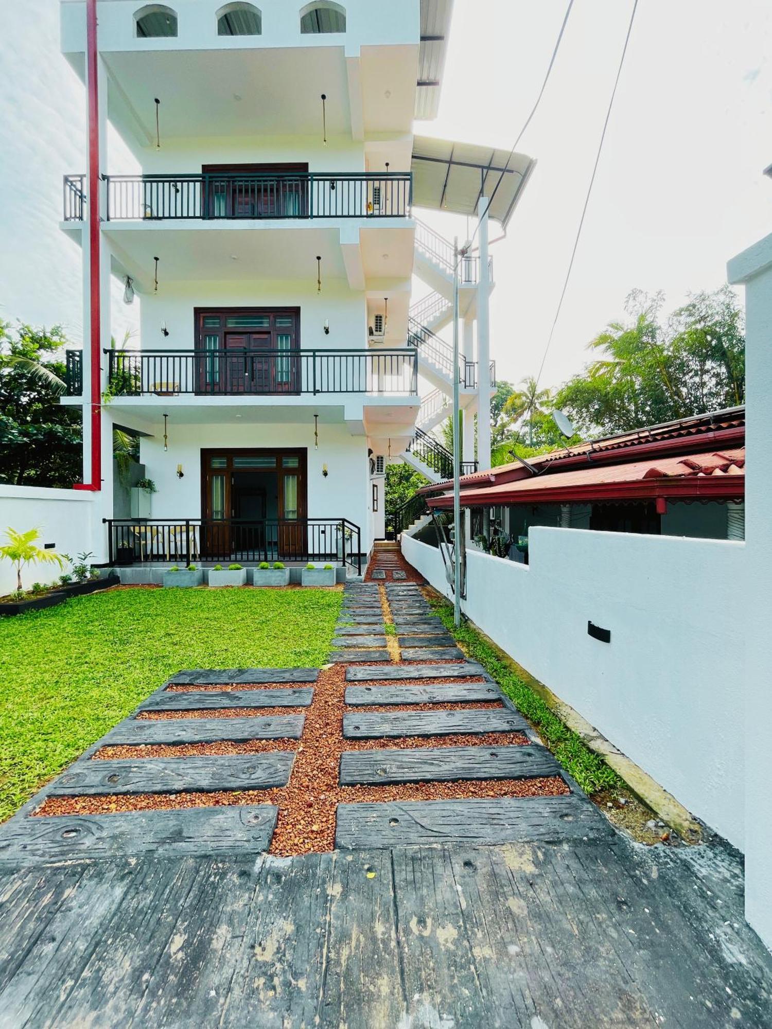 Yelisha'S Place เวลิกามา ภายนอก รูปภาพ